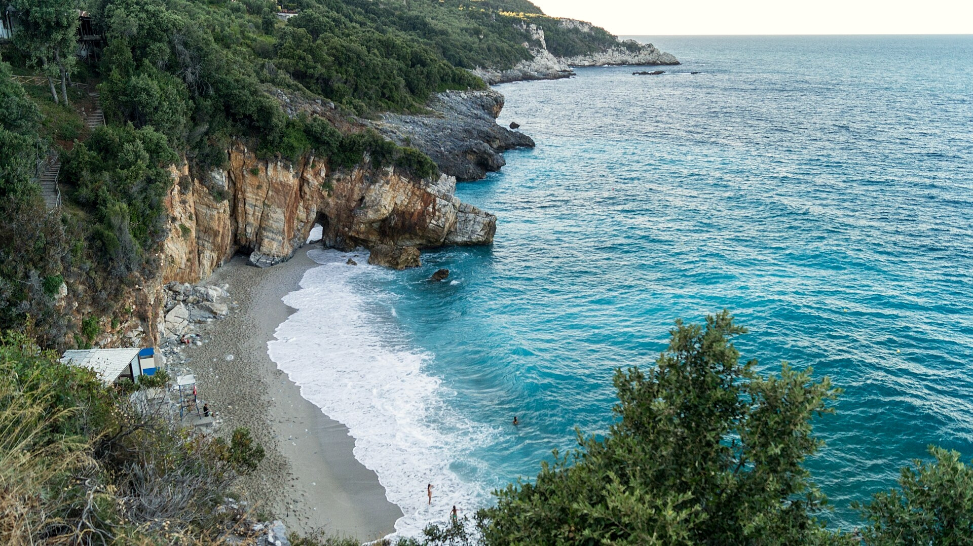 Spiaggia di Mylopotamos e la sua caletta turchese - Pelio, Tessaglia - Grecia
